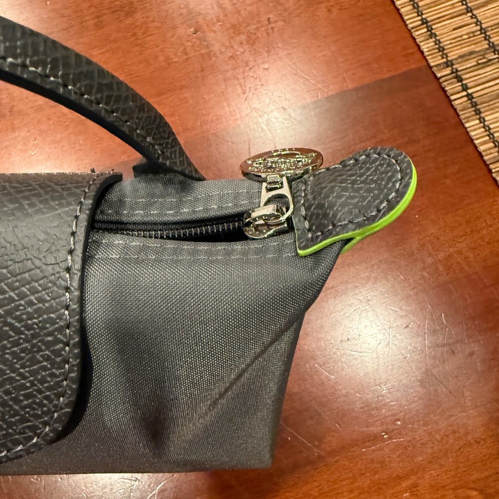 Longchamp LE PLIAGE ORIGINAL POUCH WITH HANDLE - Picture 3 of 11